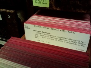 A card from the Library of Congress card catalog